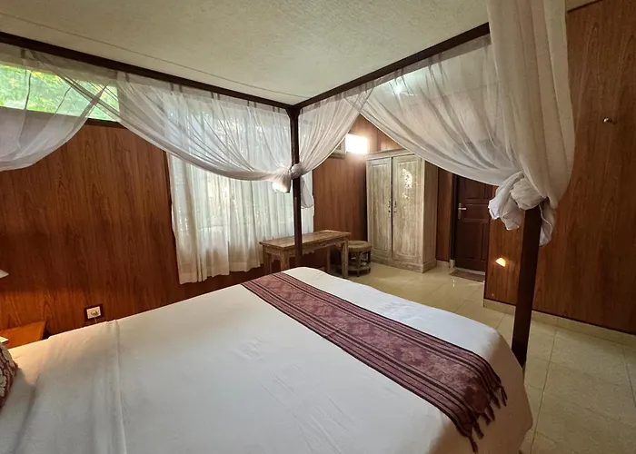 Villa Sajira *