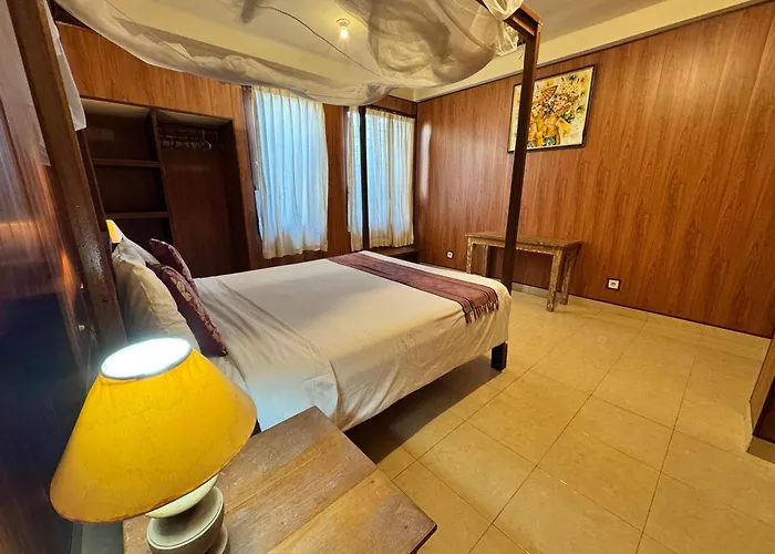 Sajira Villa *